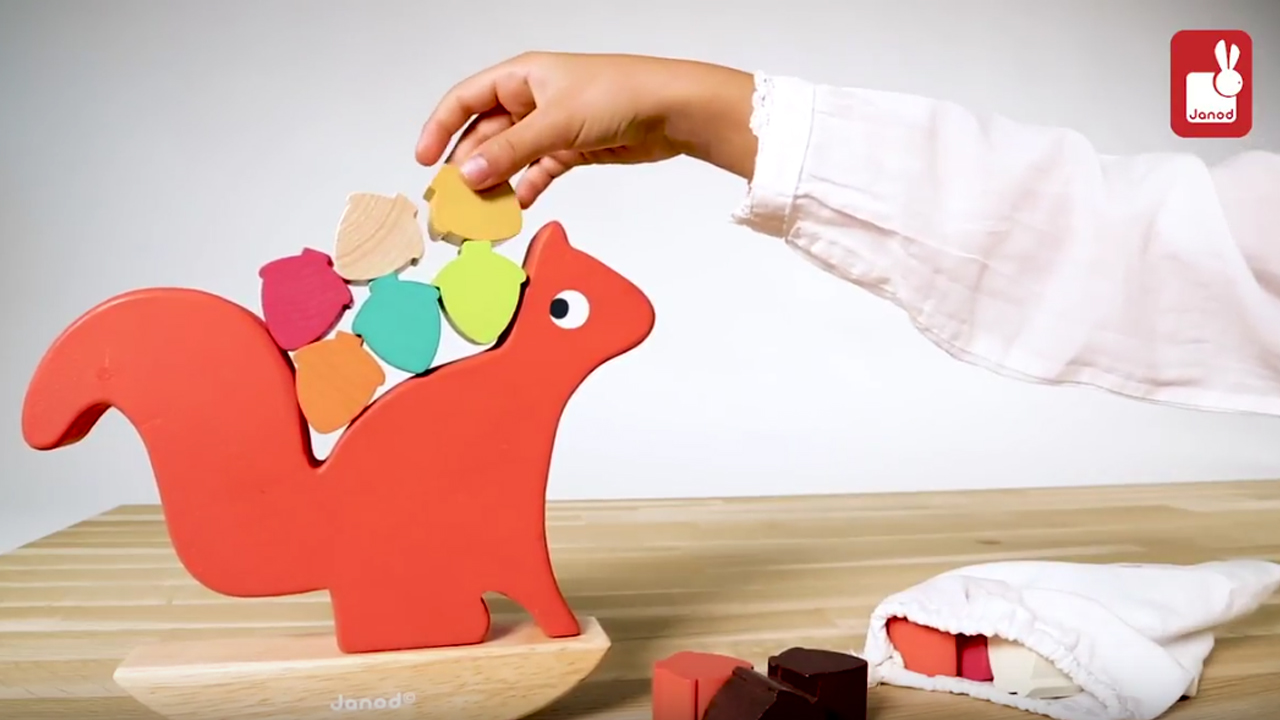 Nutty Balance – The Squirrel Balance Game - Janod
